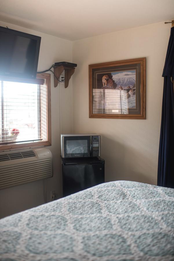 Cozy Mountain Motel Austin Екстер'єр фото